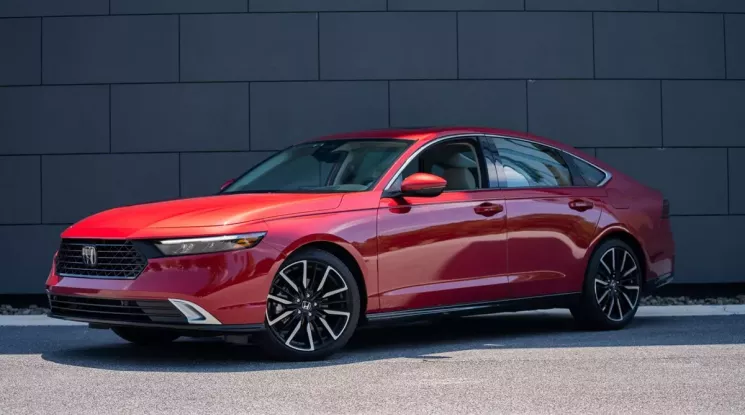 2 mẫu xe hybrid này rất đáng mua nhưng không dành cho người muốn tiết kiệm tiền