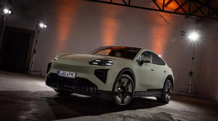 Porsche Cayenne Coupe EV trình làng, tăng tốc ngang 911 Turbo S, có thể bán ở Việt Nam