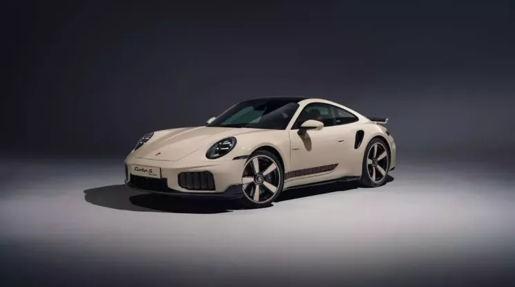 Porsche 911 Turbo S Sadu Edition trình làng, kết hợp động cơ 701 mã lực với nghề thủ công lâu đời