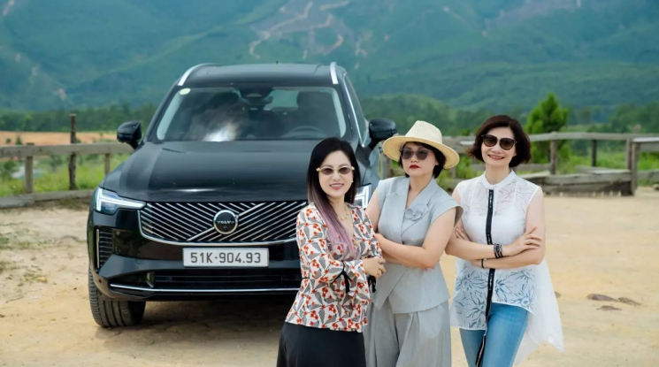 Volvo XC90 chinh phục đỉnh Phượng Hoàng: Khi sự sang trọng tối giản gặp tinh thần khám phá