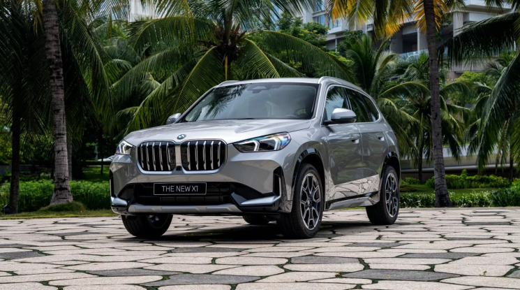 BMW X1 2026 ra mắt Việt Nam: Giá từ 1,668 tỷ đồng, cạnh tranh Mercedes-Benz GLA và Audi Q3