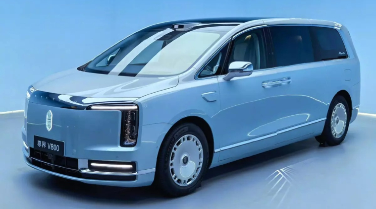Thương hiệu xe sang của Huawei thách thức Toyota Alphard bằng Maextro V800 giá từ 2,7 tỷ đồng