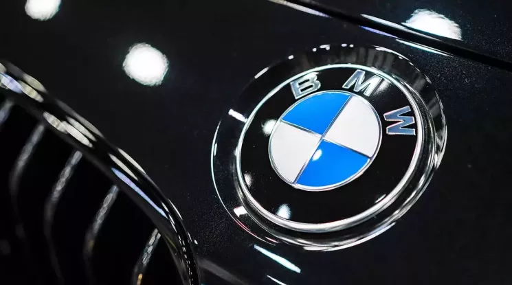 Logo BMW là một trong những lầm tưởng lớn nhất trong lịch sử của ngành ô tô thế giới
