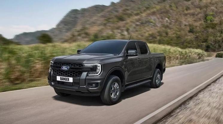 Doanh số xe bán tải tháng 8/2026: "ông hoàng" Ford Ranger bất ngờ tụt lại phía sau Mitsubishi Triton