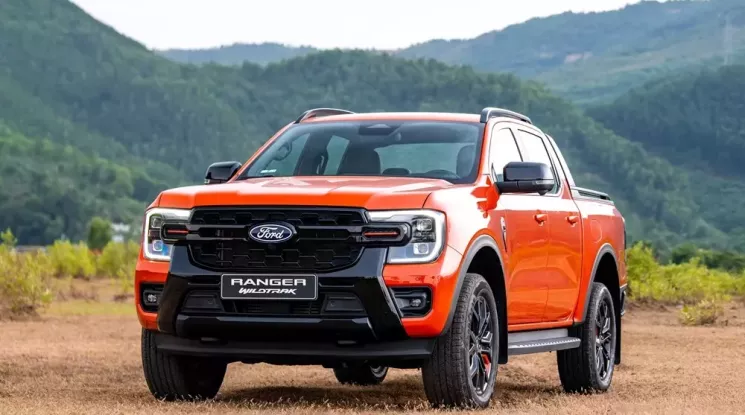 Doanh số xe bán tải tháng 9/2026: Ford Ranger tăng trưởng mạnh, giành lại ngôi vương từ Mitsubishi Triton