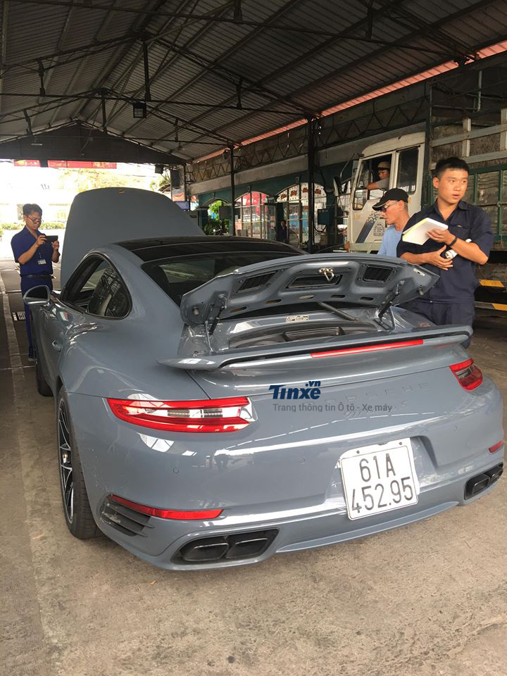 Porsche 911 Turbo S