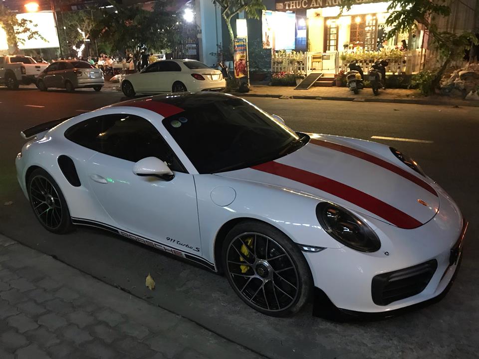 Porsche 911 Turbo S