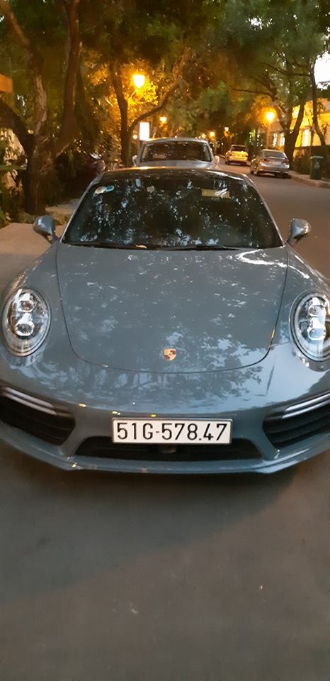 Chủ tịch Trung Nguyên tậu Porsche 911 Turbo S độc nhất Bình Dương