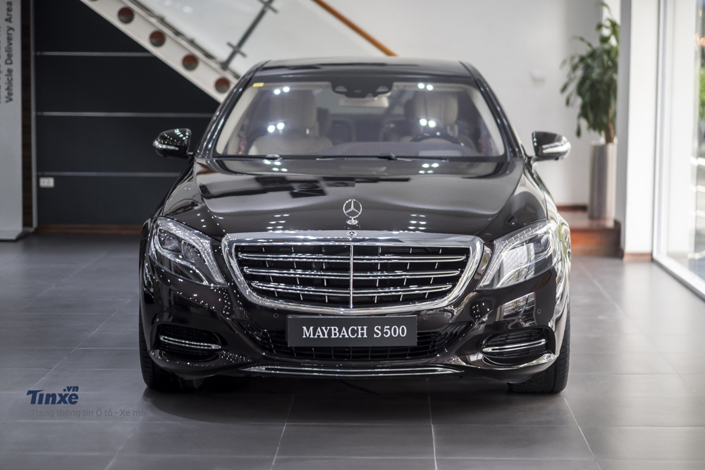 Mercedes-Maybach S500 sở hữu động cơ động cơ V8 4.6L Twinturbo với công suất 455 mã lực và momen xoắn cực đại 700 Nm tại 1.800 - 2.500 vòng/phút Mercedes-Maybach S500 sở hữu động cơ động cơ V8 4.6L Twinturbo với công suất 455 mã lực và momen xoắn cực đại 700 Nm tại 1.800 - 2.500 vòng/phút