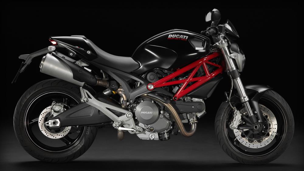 Giá Ducati 795 Monster là 330 triệu đồng