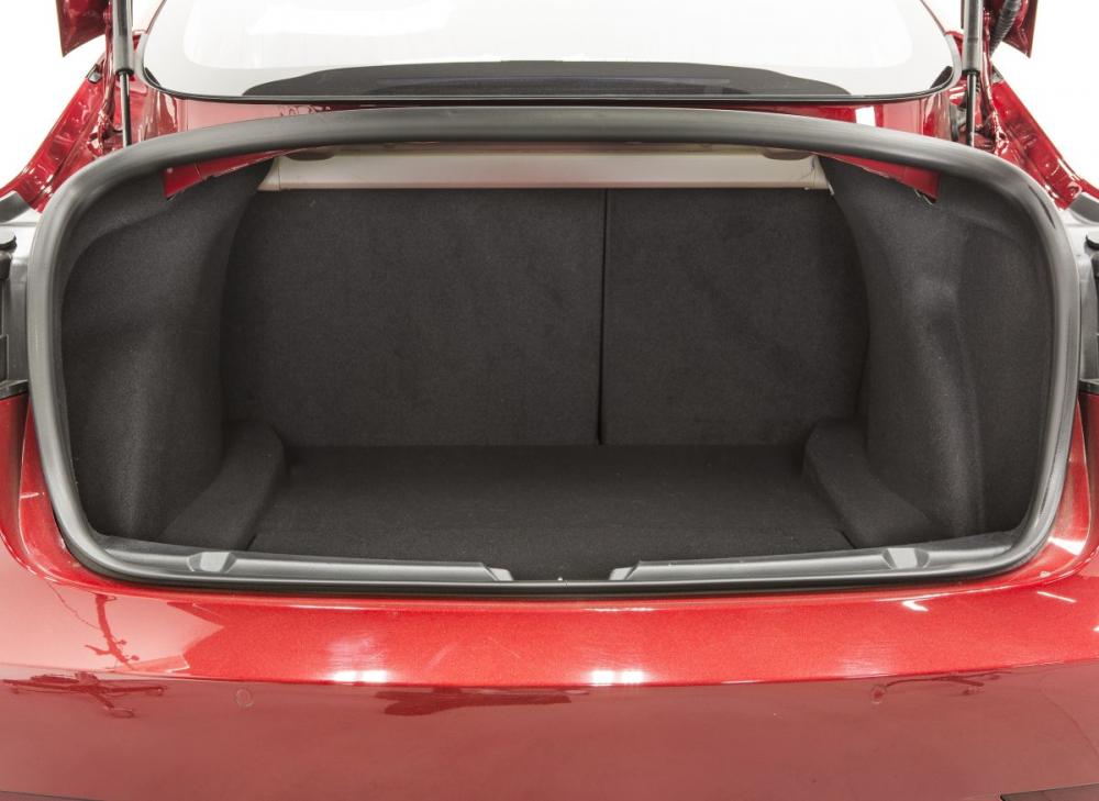 Không gian cốp xe của Model 3 Không gian cốp xe của Model 3