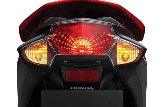 Trang bị đèn hậu của xe Honda Vision