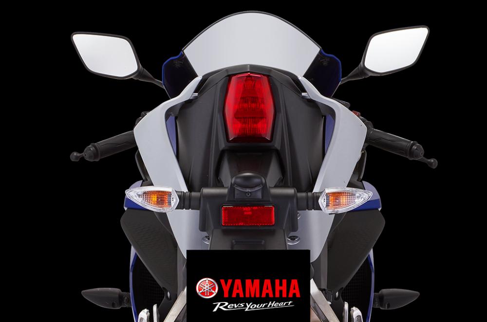 Thiết kế đuôi xe Yamaha R15