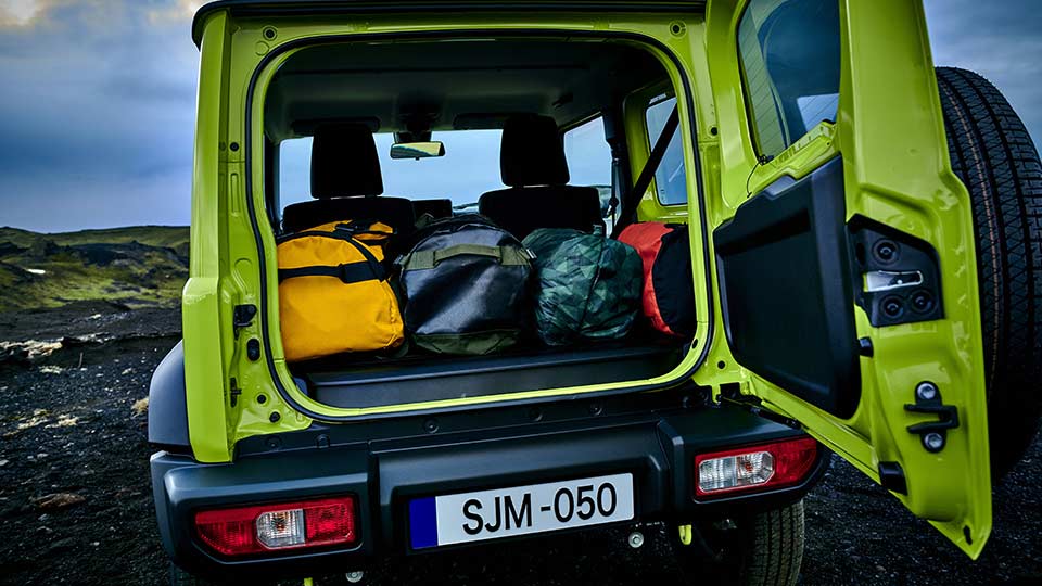 Khoang hành lý phía sau của Suzuki Jimny 2019 Khoang hành lý phía sau của Suzuki Jimny 2019