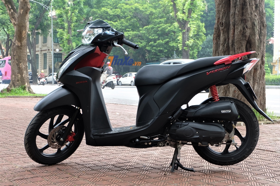 Đánh giá xe Honda Vision 110 sau 6.000 km sử dụng: Êm ái, nhẹ nhàng ...