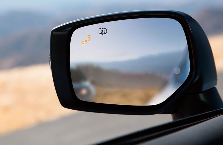 Những trang bị bắt buộc phải có trên một chiếc ô tô