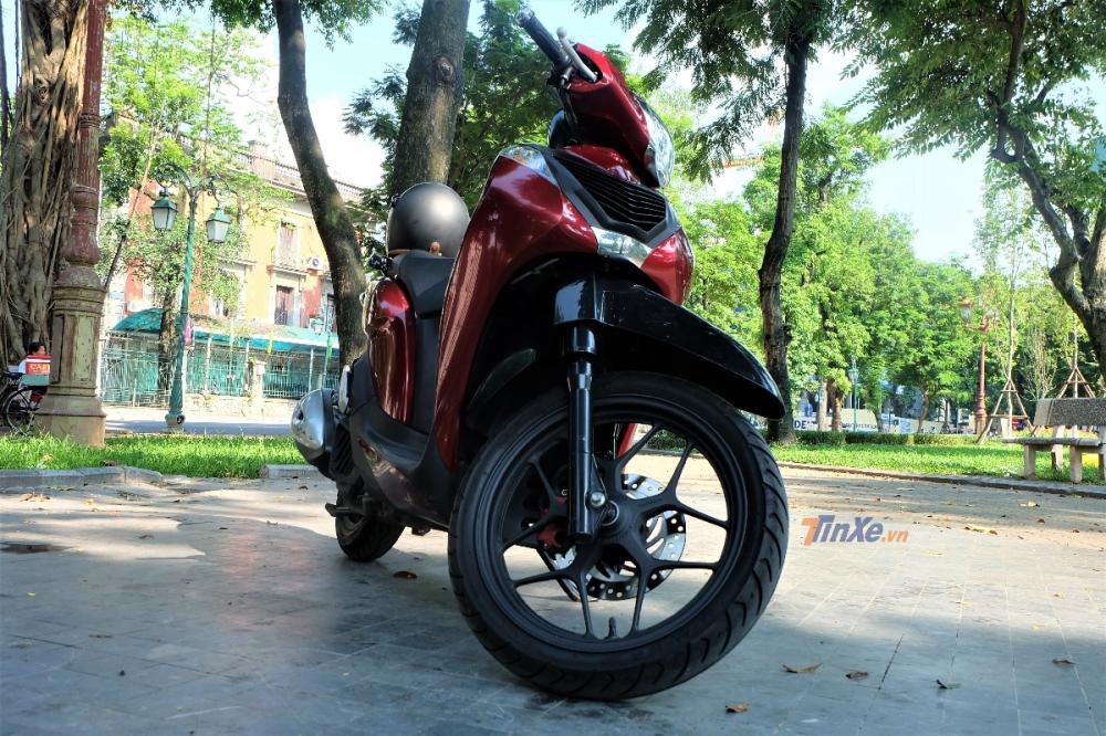 Honda SH Mode bị rung đầu, rần xe khi tăng ga Honda SH Mode bị rung đầu, rần xe khi tăng ga