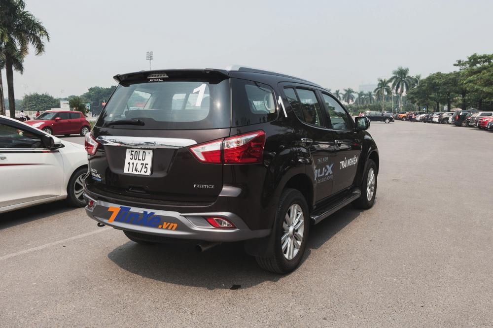 Cảm nhận nhanh Isuzu mu-X 2018: giá “học sinh”, trang bị “phụ huynh” Cảm nhận nhanh Isuzu mu-X 2018: giá “học sinh”, trang bị “phụ huynh”
