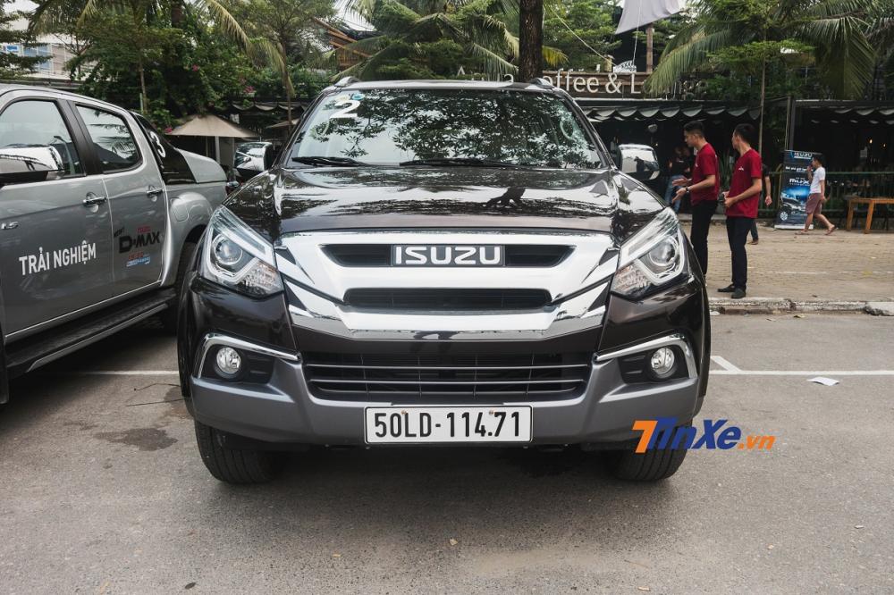 Cảm nhận nhanh Isuzu mu-X 2018: giá “học sinh”, trang bị “phụ huynh” Cảm nhận nhanh Isuzu mu-X 2018: giá “học sinh”, trang bị “phụ huynh”