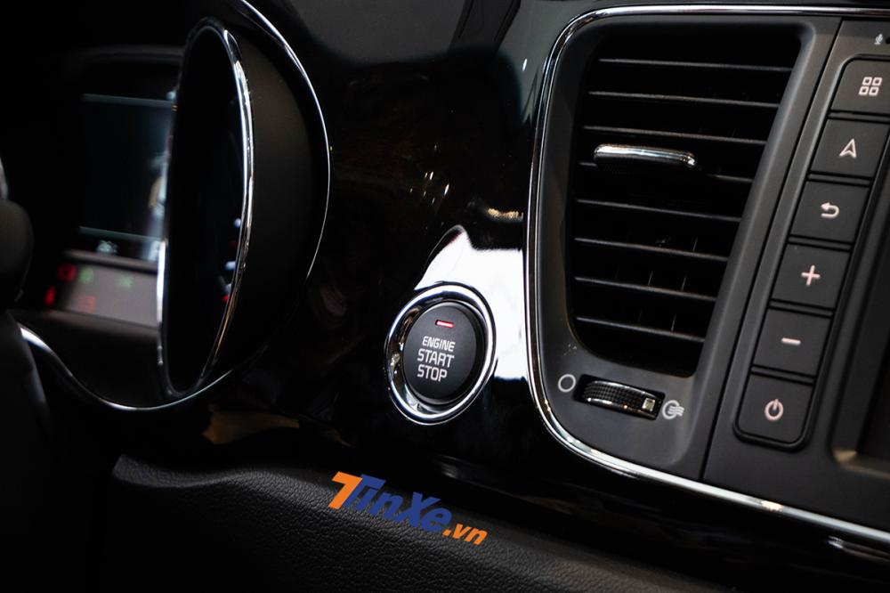 Đánh giá nhanh Kia Sedona 2018: thêm tiền thêm sang