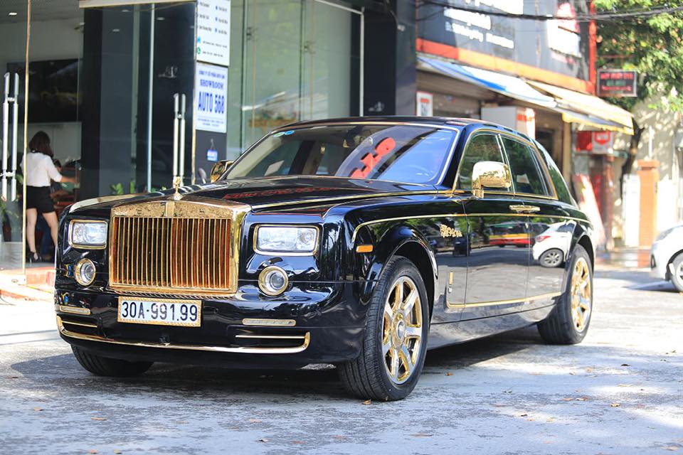 Rolls Royce Phantom “phiên Bản Rồng” Mạ Vàng 24k Xuất Hiện Tại Hải Phòng 