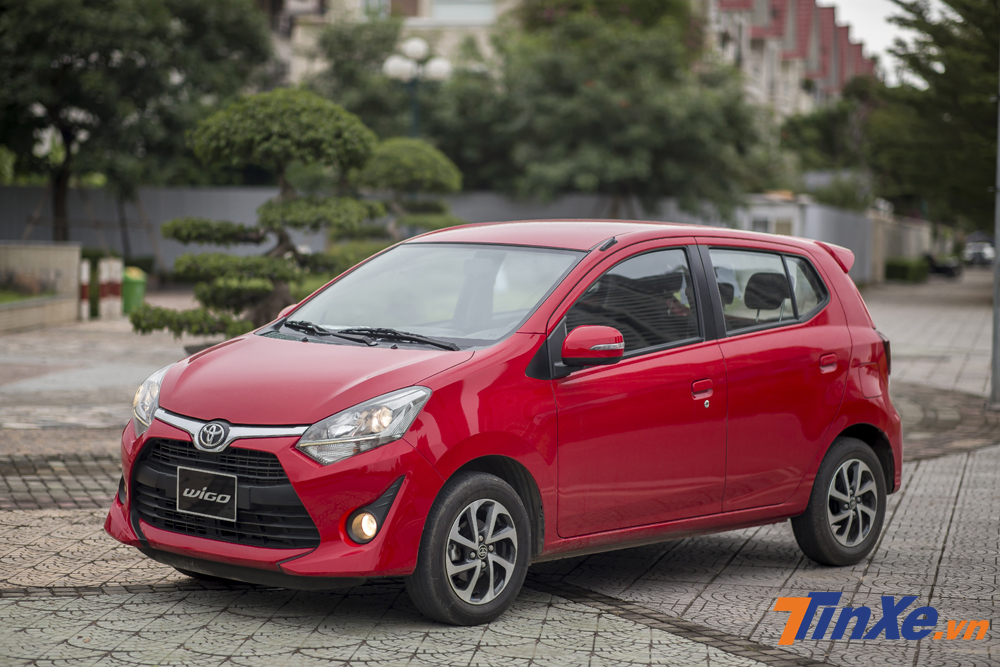 Toyota Wigo tỏ ra khá bốc ở những nước ga đầu tiên.