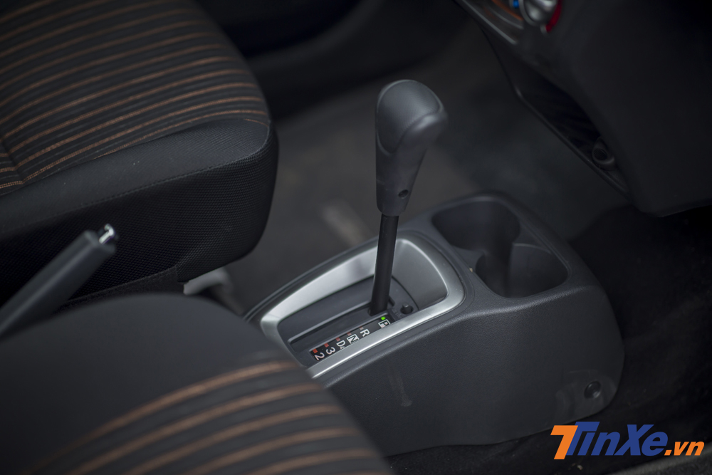 Hộp số tự động 4 cấp trên Toyota Wigo.