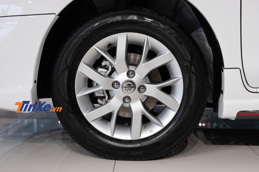 Đánh giá nhanh Nissan Sunny Q-Series sắp ra mắt