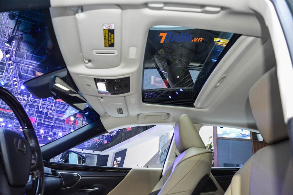 Cảm nhận nhanh Lexus ES 300h 2019: tuyệt tác trên bốn bánh