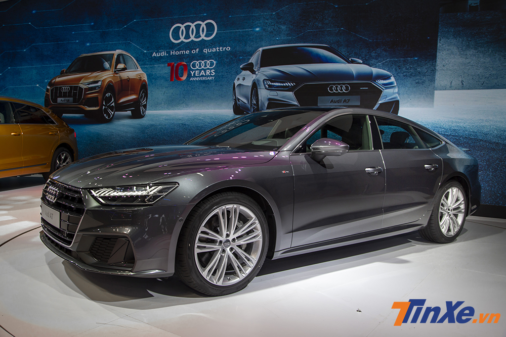 Audi A7 Sportback là một chiếc sedan mang phong cách coupe đậm chất thể thao.