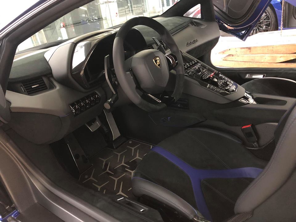 Nội thất Lamborghini Aventador SV độc nhất Việt Nam
