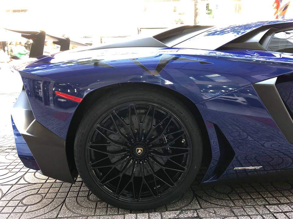 Bộ mâm đa chấu của Lamborghini Aventador SV