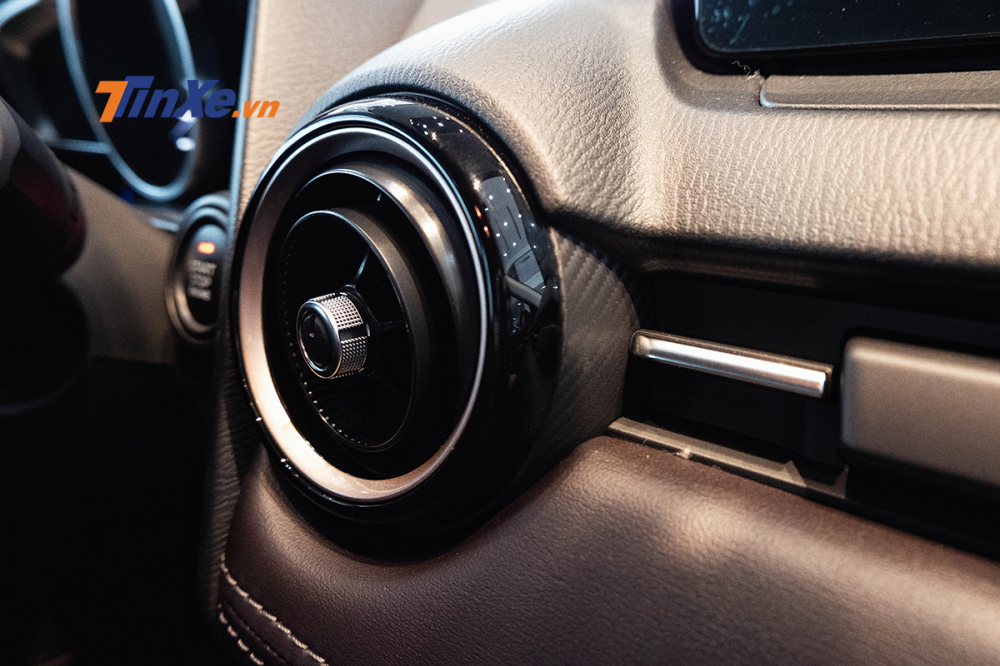 Ngắm kỹ Mazda 2 2018 mới hứa hẹn đảo điên phân khúc Ngắm kỹ Mazda 2 2018 mới hứa hẹn đảo điên phân khúc