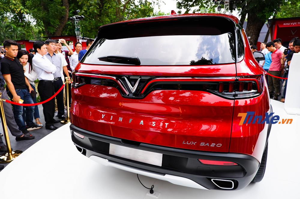 Đuôi xe VinFast LUX SA2.0 Đuôi xe VinFast LUX SA2.0