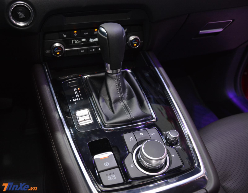 Mazda CX-8 còn có hộp số tự động 6 cấp và cả chế độ Sport Mode