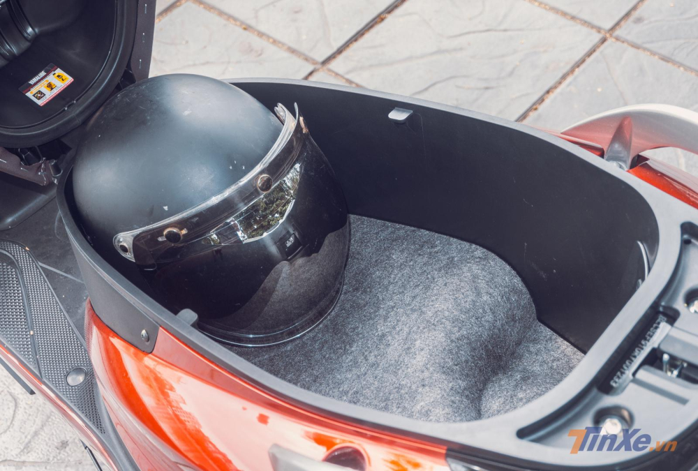 Cốp xe rộng Cốp xe rộng