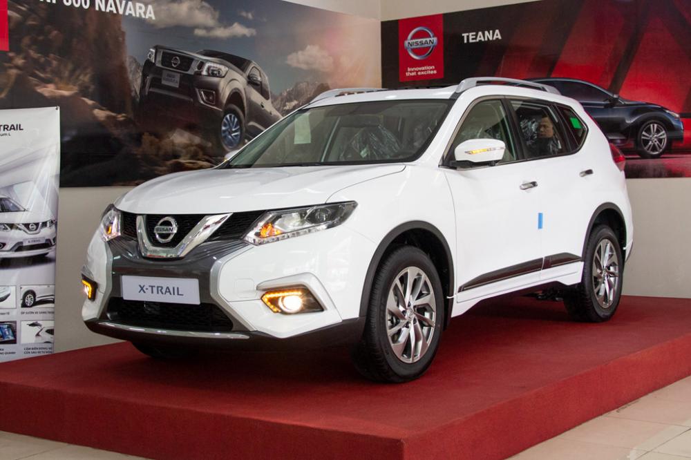Nissan X-Trail Luxury 2.5 SV 4WD 2018 hiện đang được đại lý giảm tới 148 triệu đồng Nissan X-Trail Luxury 2.5 SV 4WD 2018 hiện đang được đại lý giảm tới 148 triệu đồng