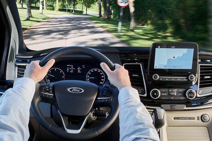 Ford Tourneo có tiện nghi bên trong khá đầy đủ. Ford Tourneo có tiện nghi bên trong khá đầy đủ.