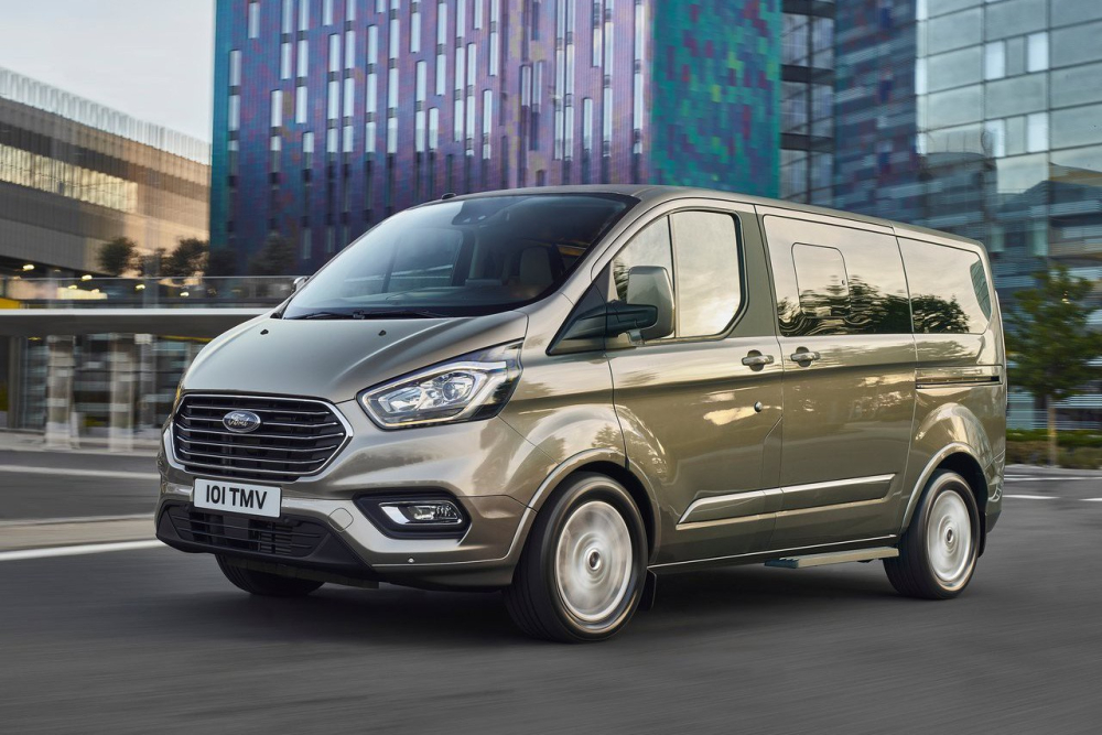 Ford Tourneo sắp được ra mắt tại Việt Nam. Ford Tourneo sắp được ra mắt tại Việt Nam.