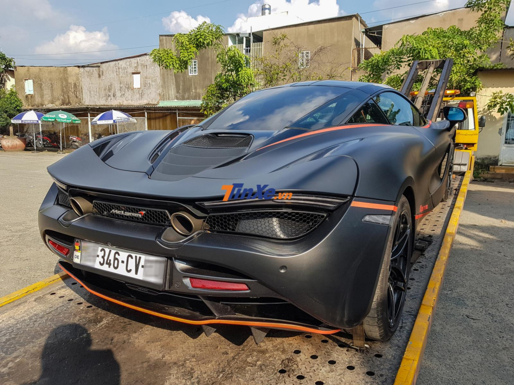 biển số cv của siêu xe mclaren 720s này của lào
