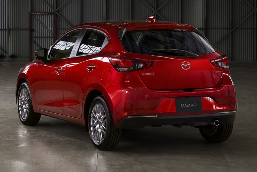 Mazda2 2019 nhìn từ phía sau Mazda2 2019 nhìn từ phía sau
