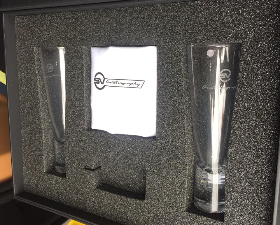 Đồ chơi theo chiếc Range Rover SVAutobiography 2019 mang 2 tông màu độc nhất Việt Nam