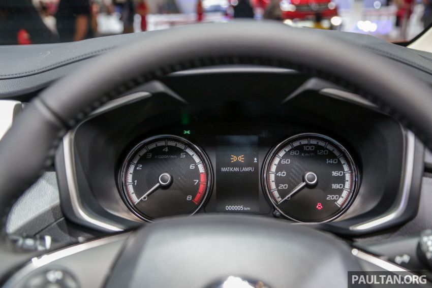 Màn hình màu đa thông tin trong bảng đồng hồ