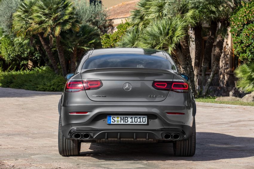 Thiết kế phía sau của Mercedes-AMG GLC43 Coupe 2020 Thiết kế phía sau của Mercedes-AMG GLC43 Coupe 2020