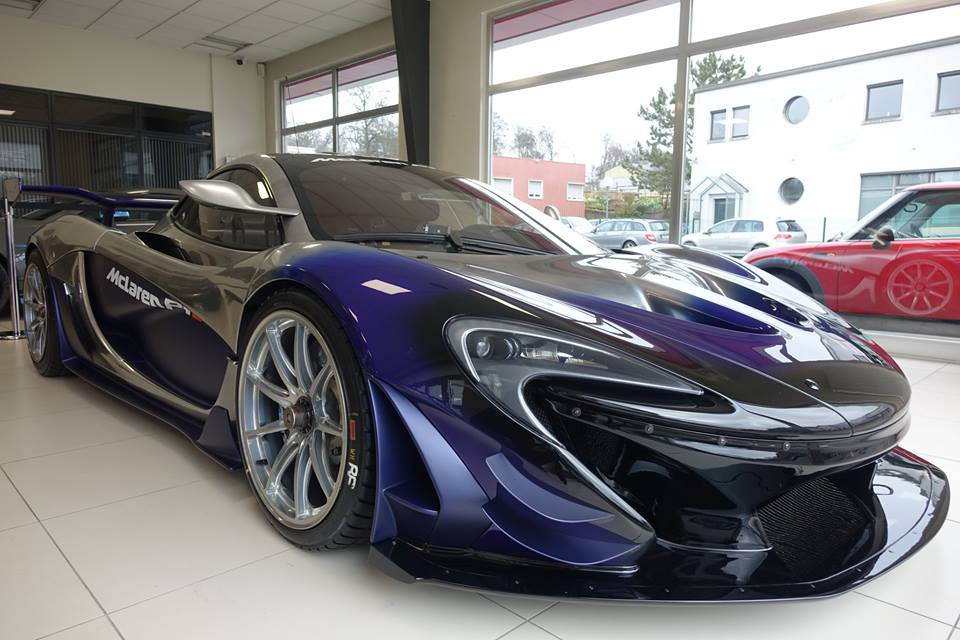 Siêu xe Siêu xe 2 trong 1 McLaren P1 GTR mang bộ áo tím-bạc thú vị