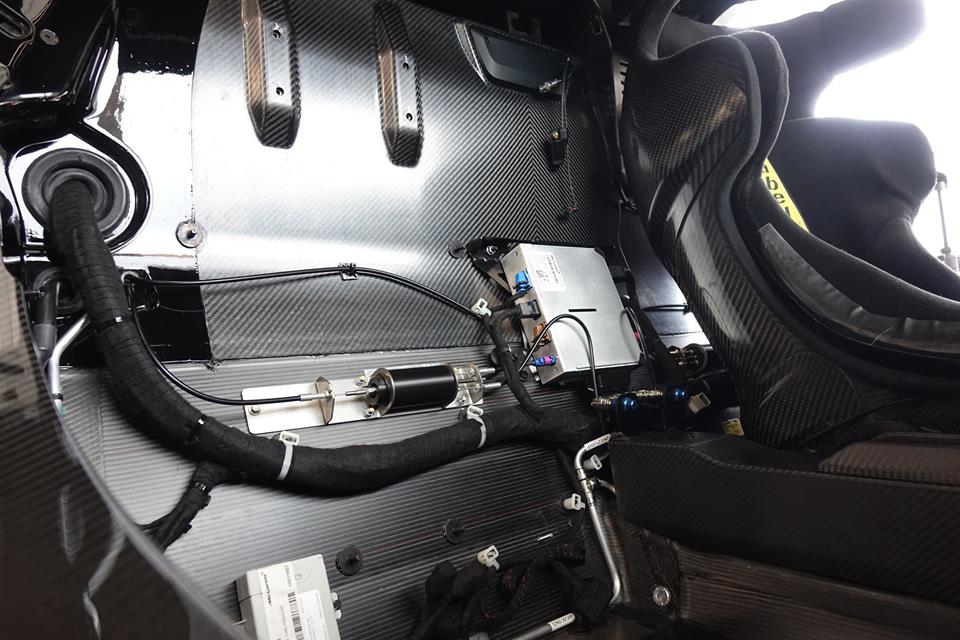 McLaren P1 GTR được trang bị động cơ V8 có công suất tăng 83 mã lực so với McLaren P1 McLaren P1 GTR được trang bị động cơ V8 có công suất tăng 83 mã lực so với McLaren P1