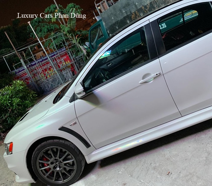 Mitsubishi Lancer EVO Final Edition có sức mạnh 303 mã lực Mitsubishi Lancer EVO Final Edition có sức mạnh 303 mã lực