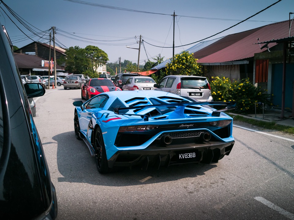 8 chiếc siêu xe xuất hiện tại Malaysia, có cả Lamborghini Aventador SVJ  hàng hiếm