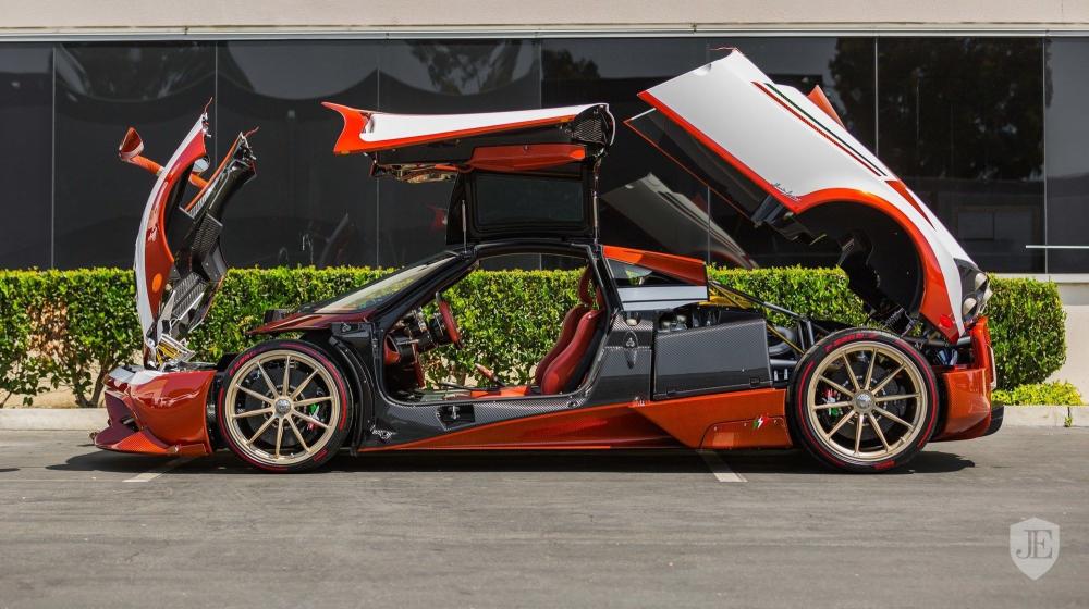 Vẻ đẹp của Pagani Huayra Lampo Vẻ đẹp của Pagani Huayra Lampo