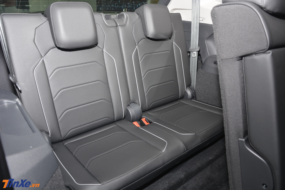 Hàng ghế thứ 3 của Volkswagen Tiguan Allspace Luxury